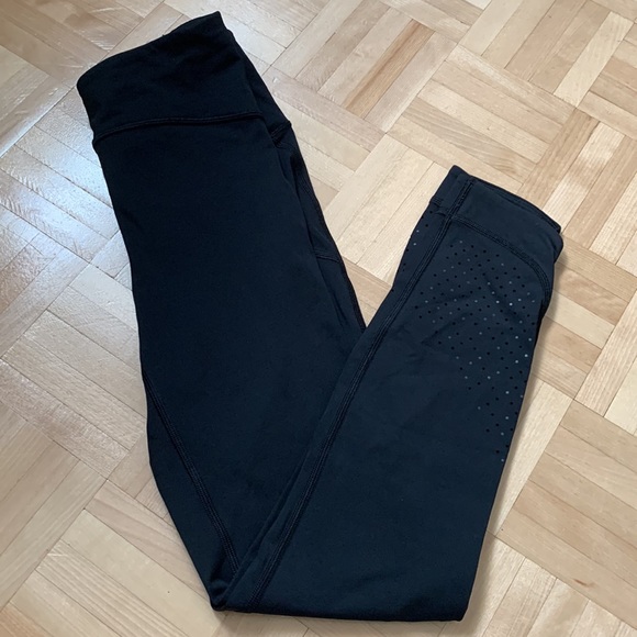 LULULEMON LEGGINGS SIZE 4 NULUX FABRIC WTH DESIGN EXCELLENT CONDITION - Picture 1 of 5